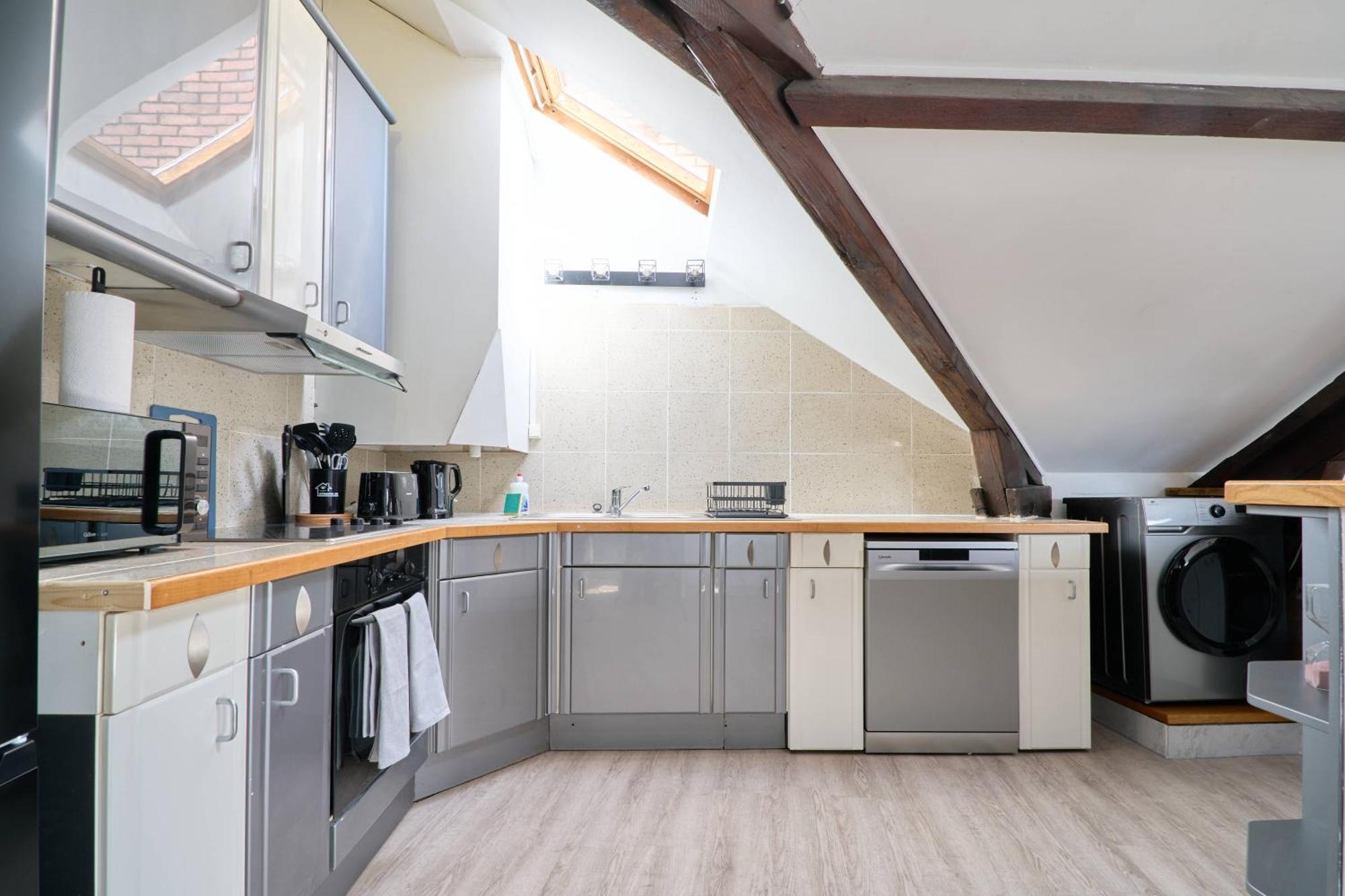 Le Nid De La Gloriette Hyper Centre Nantes Wifi Apartment Luaran gambar